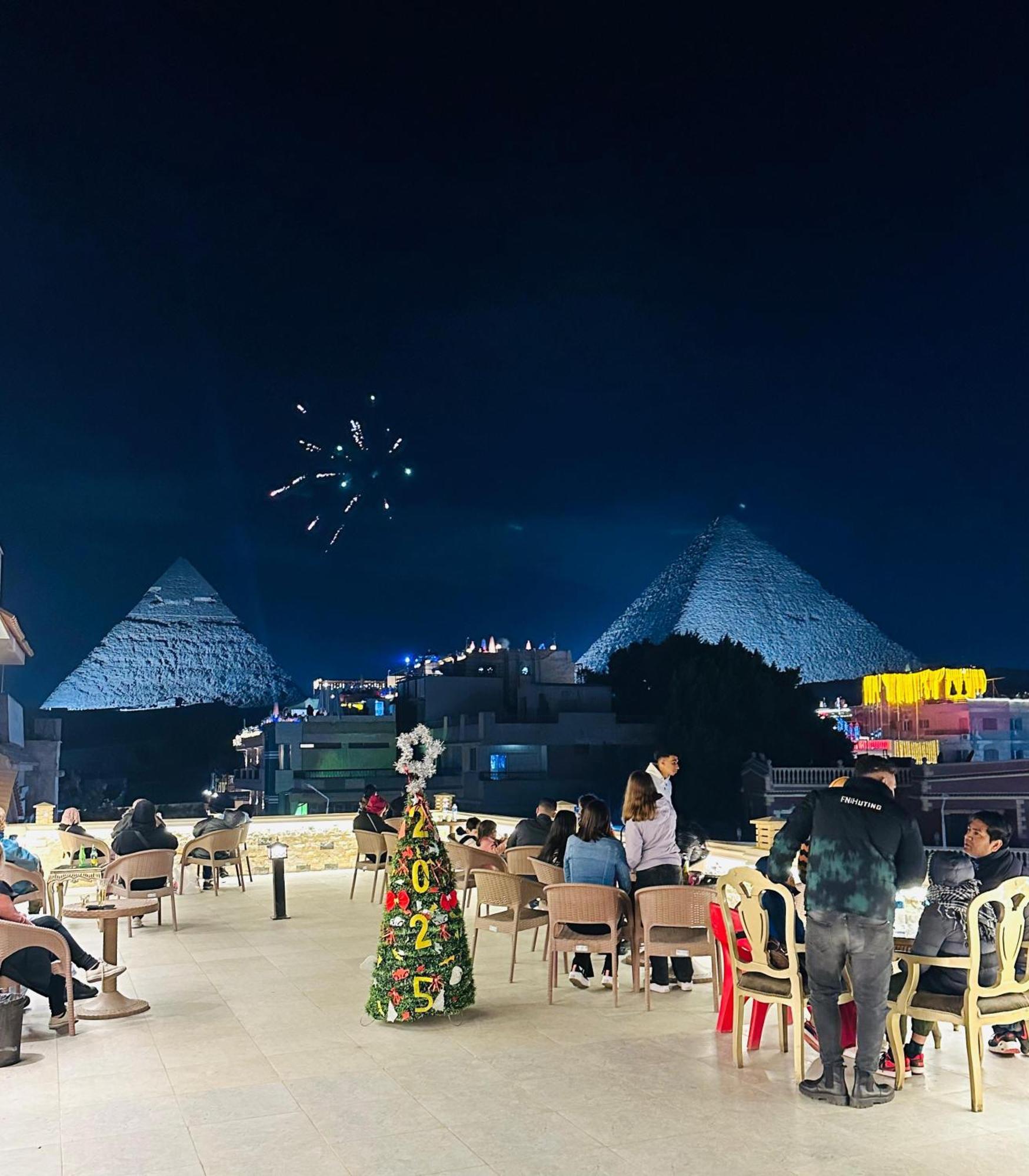 King Ali Pyramids View Inn Kafret el-Gabal Extérieur photo